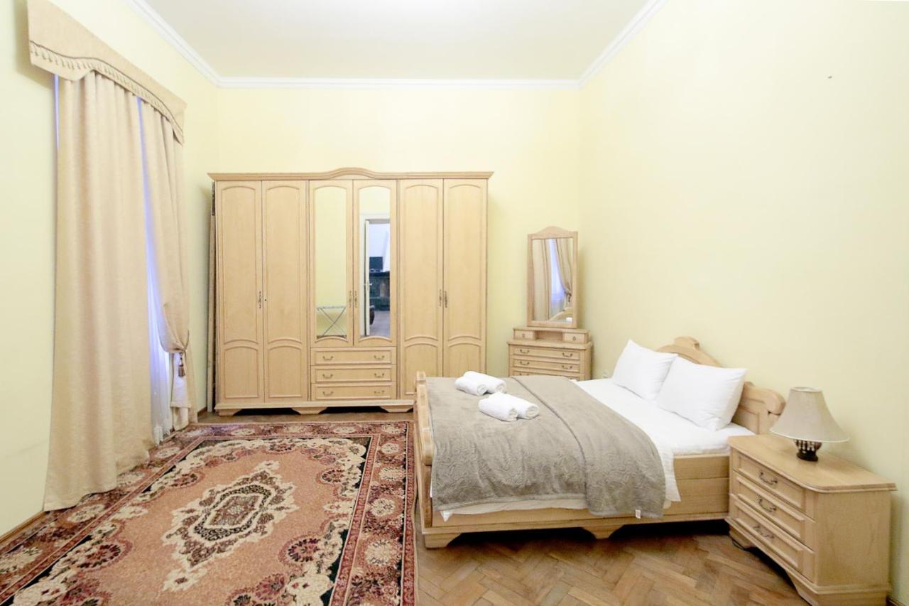 Pro Apartments 12213 Lviv Eksteriør bilde