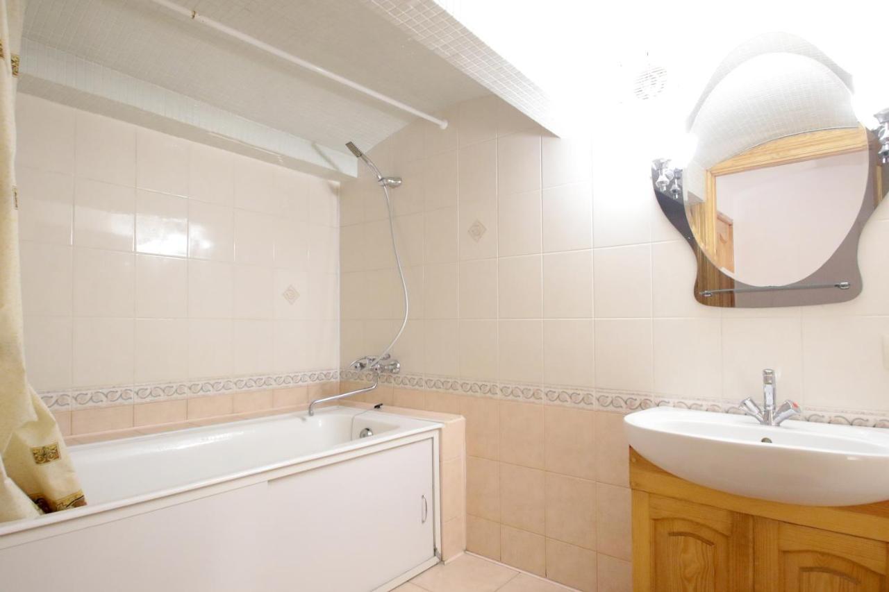 Pro Apartments 12213 Lviv Eksteriør bilde